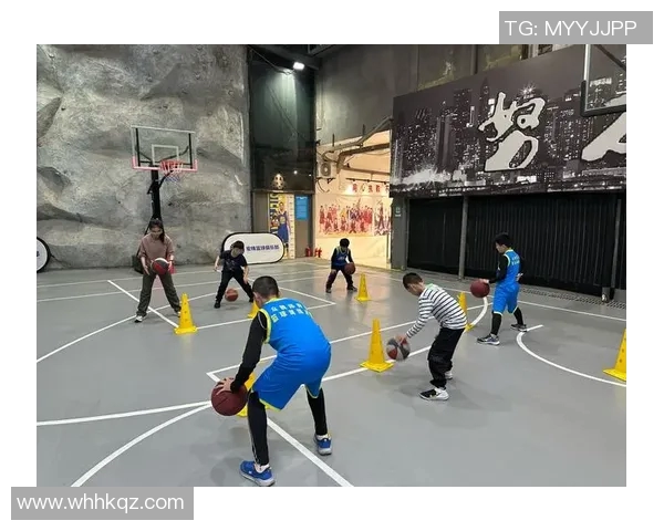 少儿篮球体育培训助力孩子全面发展提升运动技能与团队合作能力